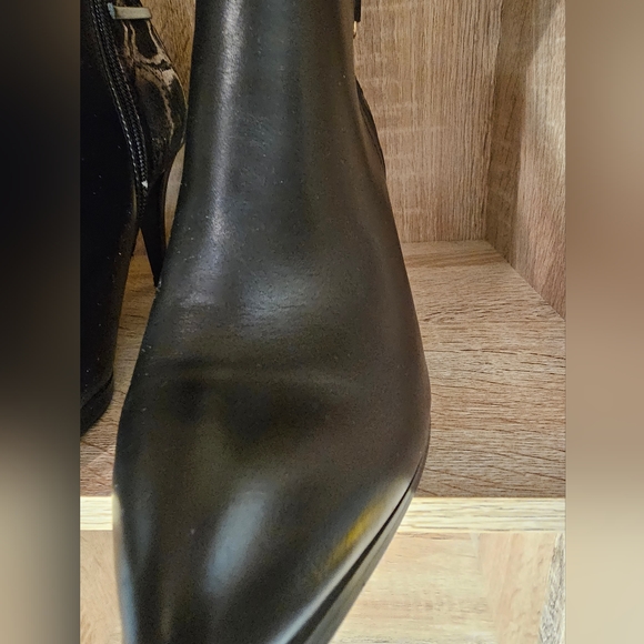 VERONA Ankles 👢 - Picture 6 of 6